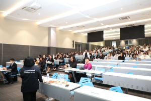 โครงการพัฒนาศักยภาพครูประจำการและครูพี่เลี้ยงให้มีคุณลักษณะของ Strong Teacher
